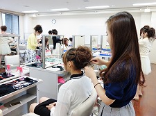 ヘア実習基礎　写真①.jpg